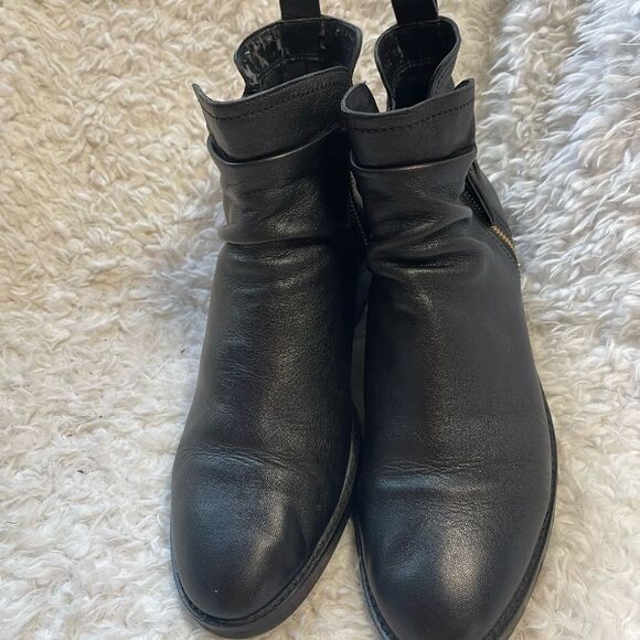 Cole Haan Grand 360 Harrington leather black Slouch Ankle Boot SZ9.5B - Picture 3 of 9